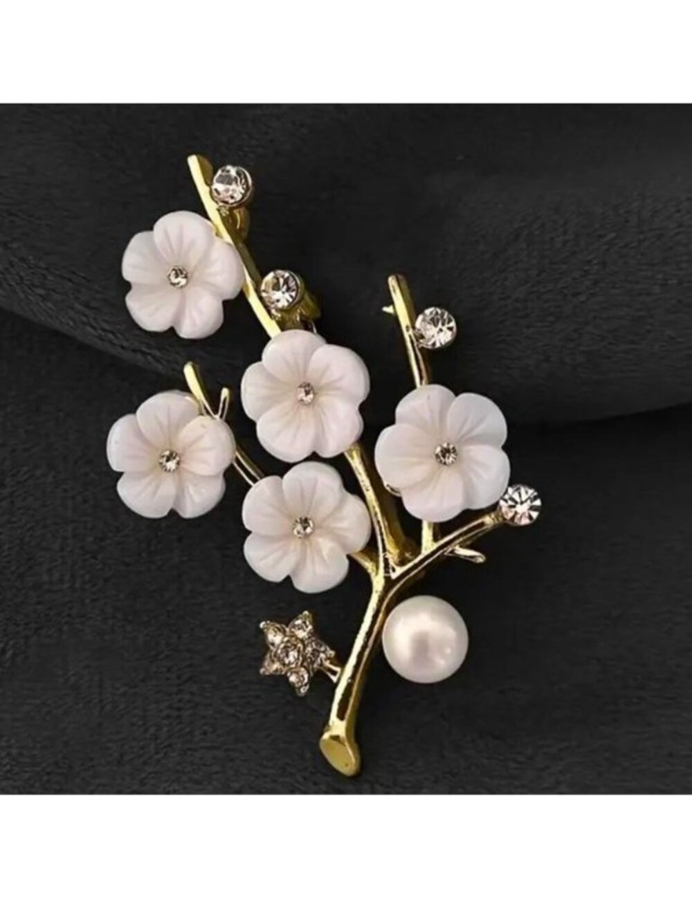 Brooch Pearl Flower Rhinestones Gold Hollyood Glam Stylish Trendy Stunning Cute